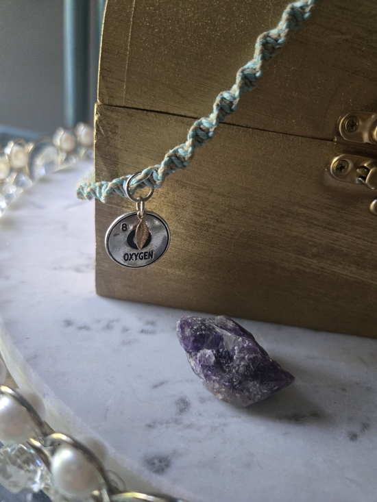 Handmade Jewelry - Handwoven Aqua Blue Oxygen Charm Bracelet - Unbranded